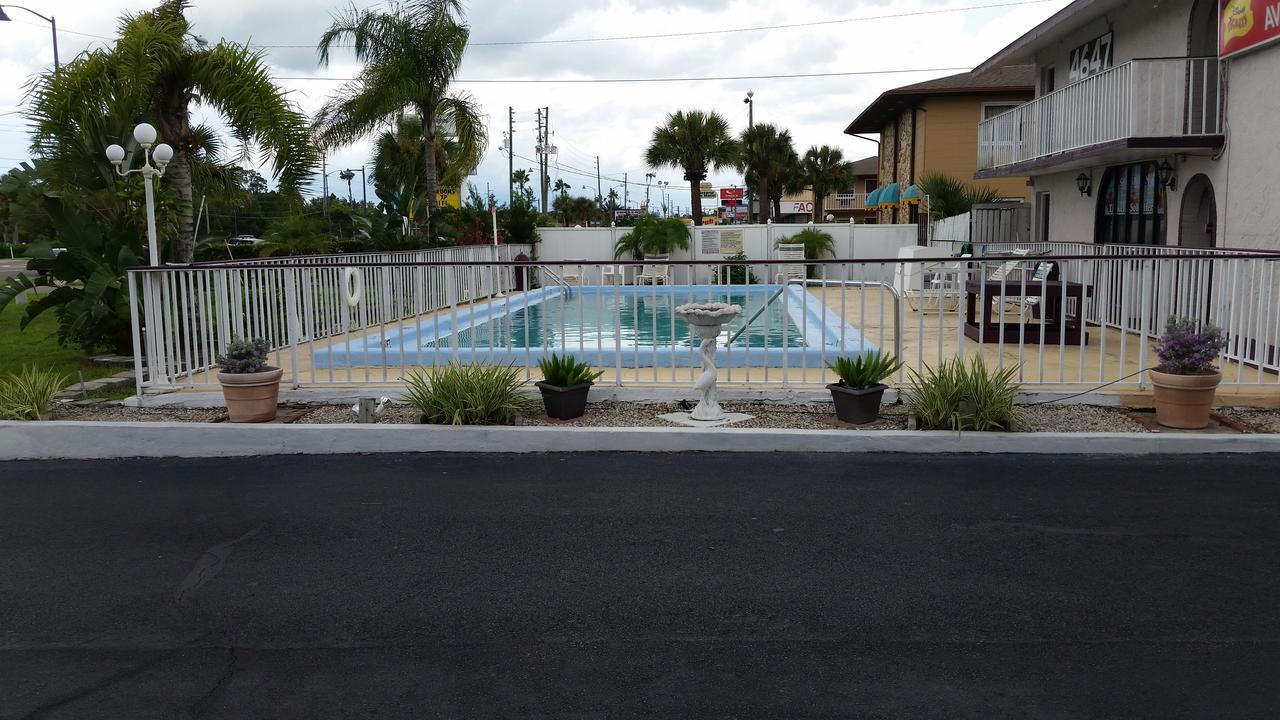 Maple Leaf Inn & Suites Kissimmee Exterior foto